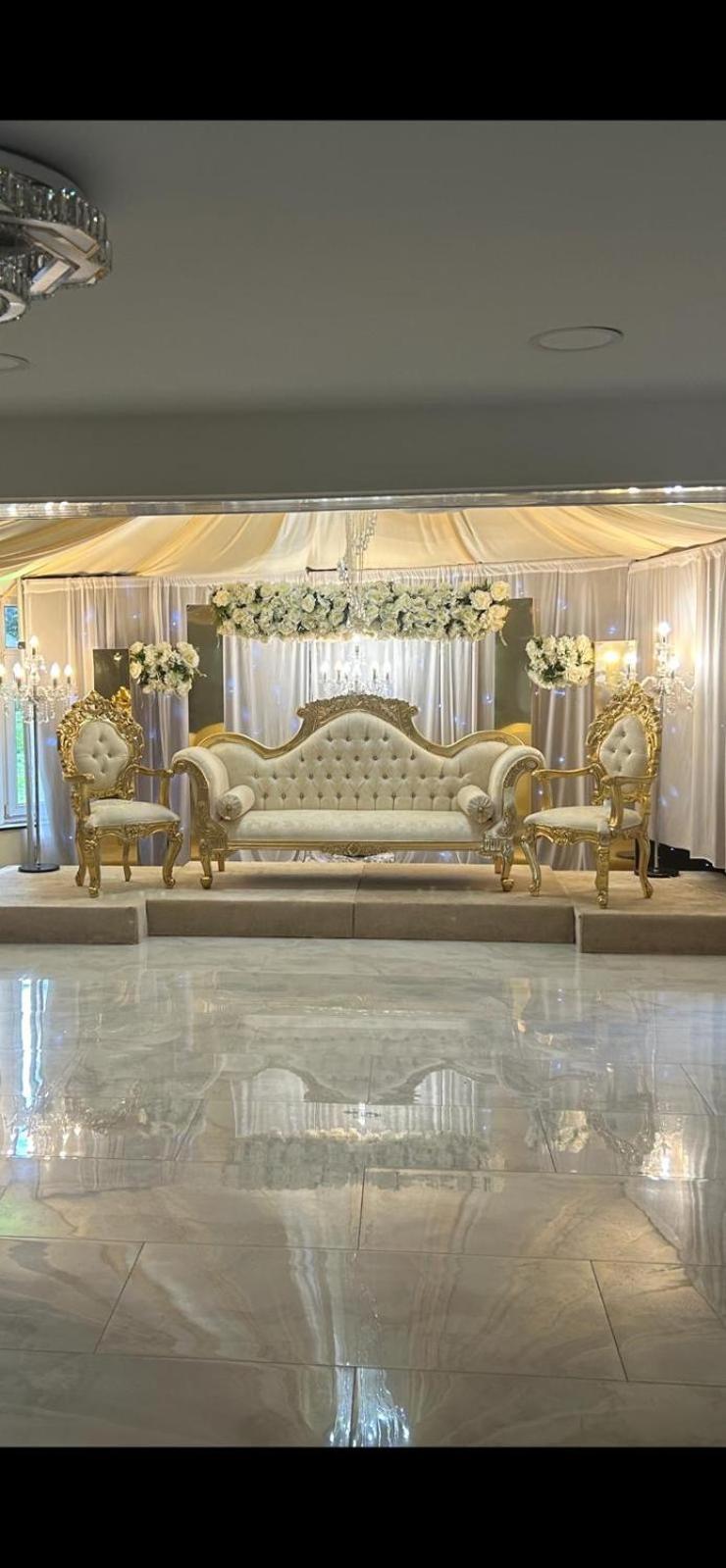 Zaheer'S Hotel Baldock Bagian luar foto